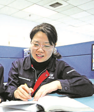 自主创新的航门女将——记乐动(中国)官方导弹院总体所首席专家章惠君